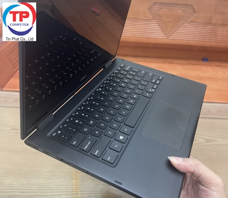 Dell Latitude 3390 I5- 8250, 13.3in FHD (1920 x 1080) Touchscreen,  8GB DDR4, 256GB