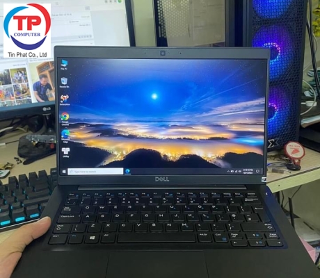 Dell Latitude 7390  i7-8650U, RAM 8G, SSD 256G,màn 13.3 inch Full HD IPS